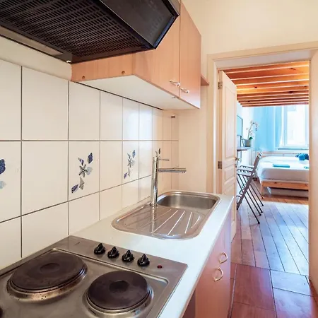 Saint Paulus Square Apartment *
